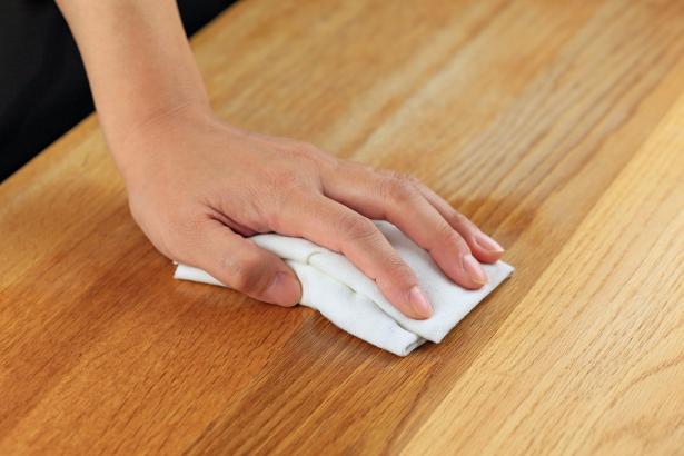 Pflege von Gartenmöbeln