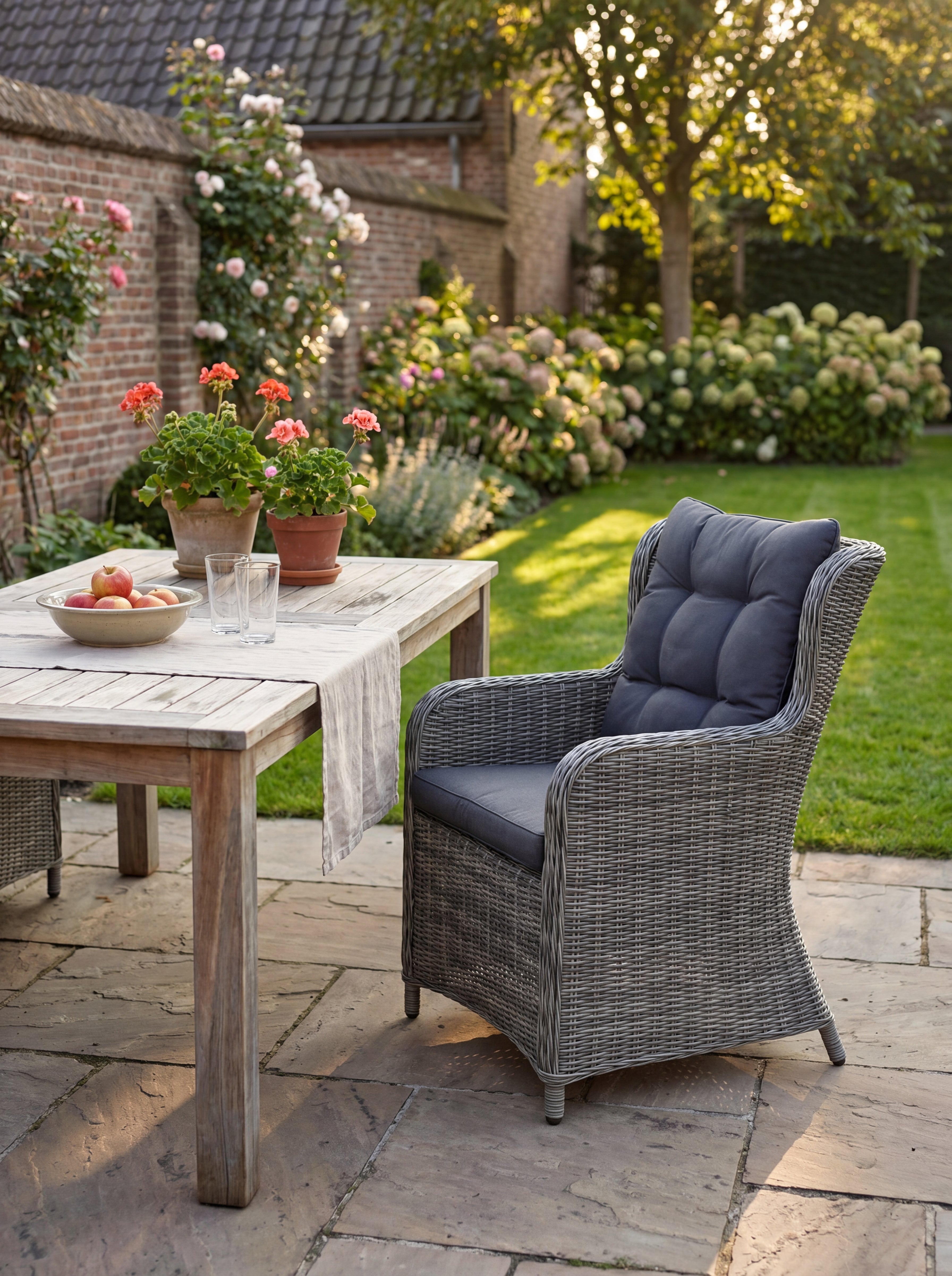 Delano Dining Gartenstuhl - Kobo Grey