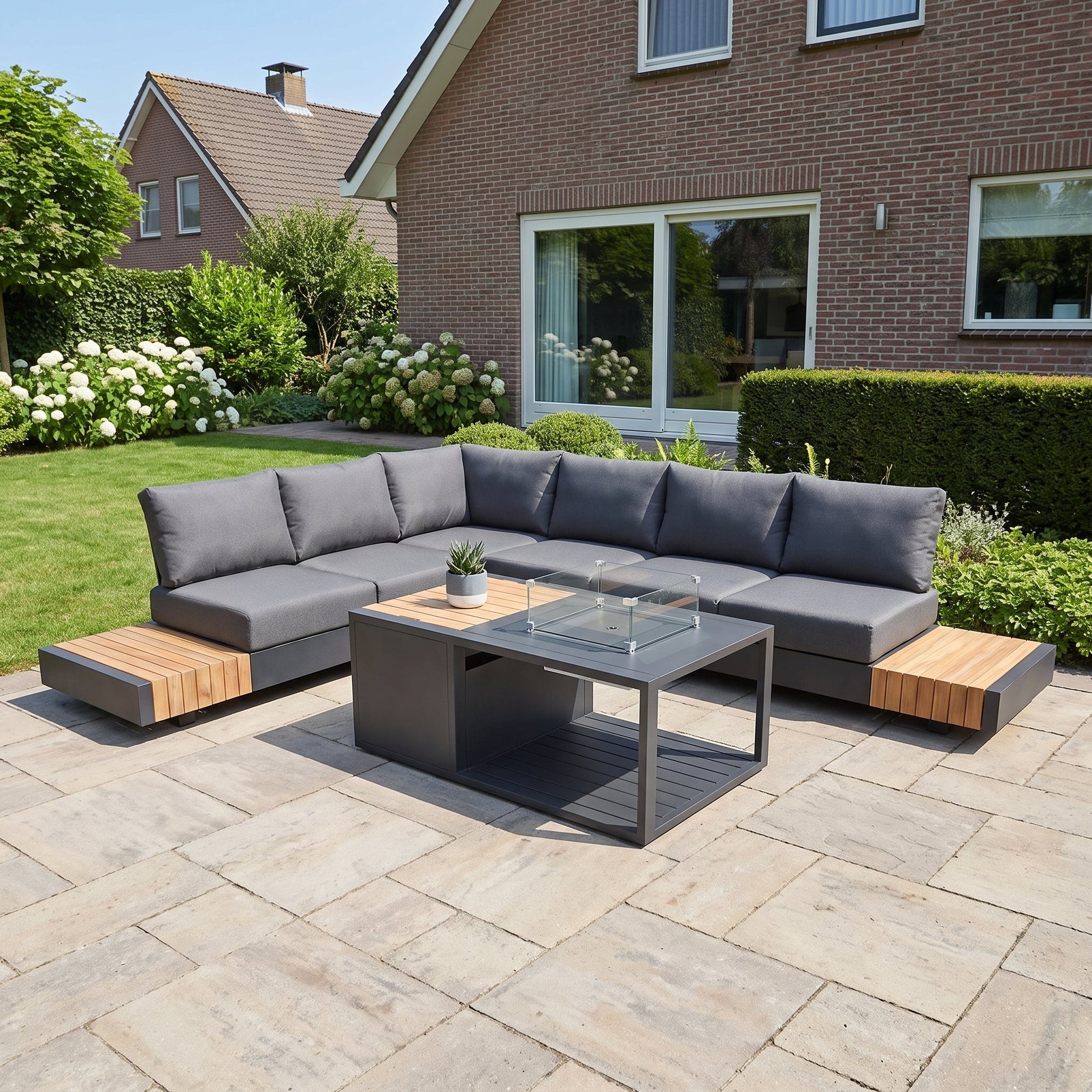 Athene Hoek Loungeset - Black / Ja / Links in einem stimmungsvollen Garten - Outnest Gartenmöbel