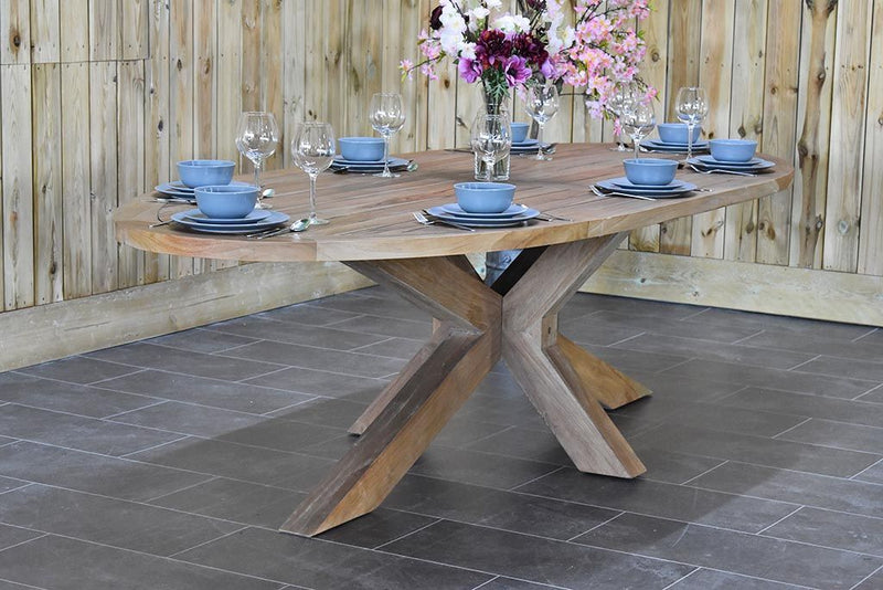 Balok ovale tuintafel 240 cm teak - afbeelding 4 - Outnest