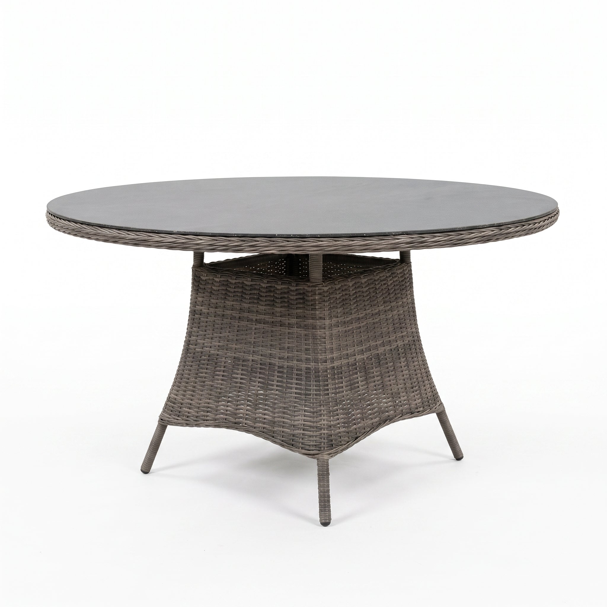 Brasil Ronde Tuintafel 120 cm - Spraystone / Kobo Grey in einem stimmungsvollen Garten - Outnest Gartenmöbel