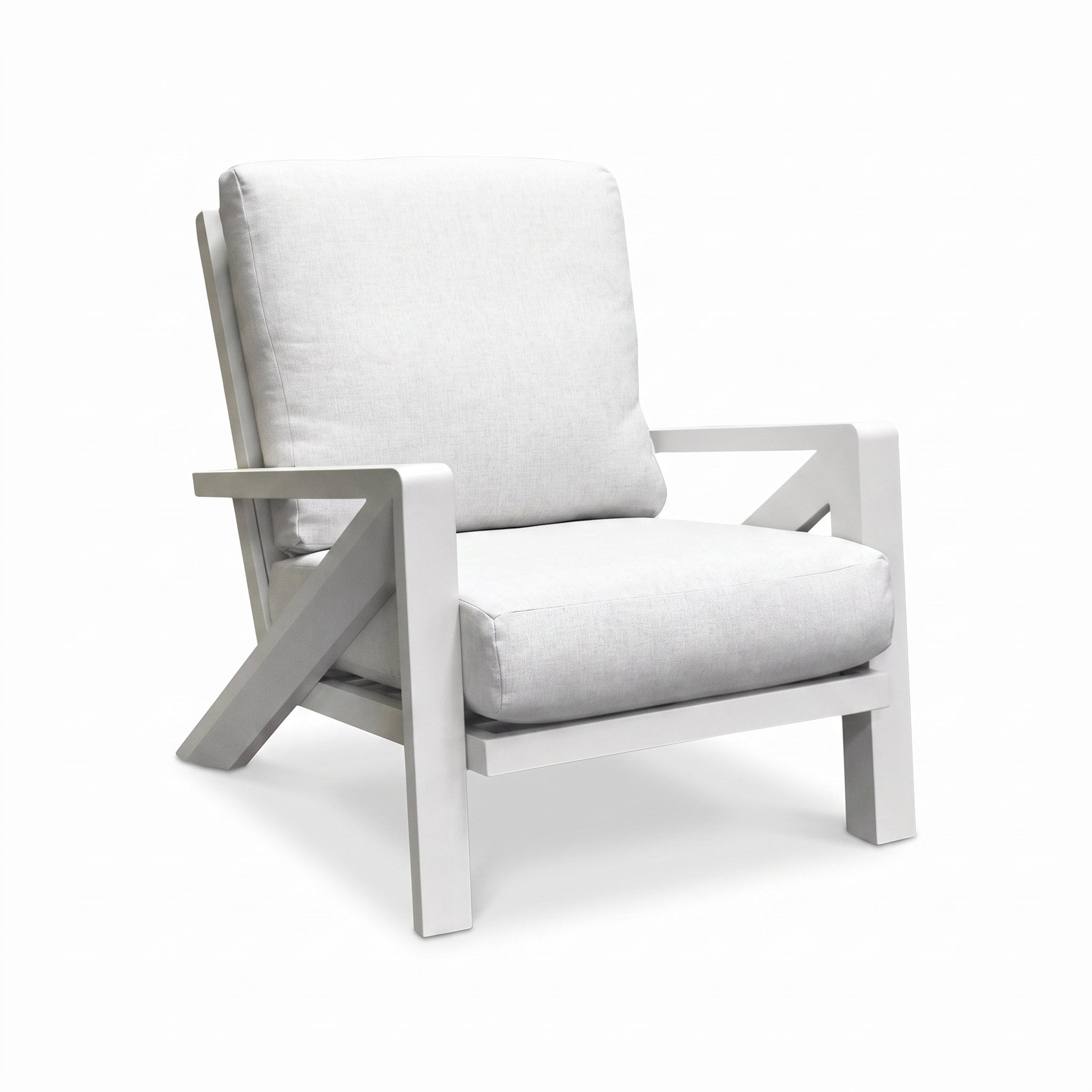 Carini Loungestoel - White in einem stimmungsvollen Garten - Outnest Gartenmöbel
