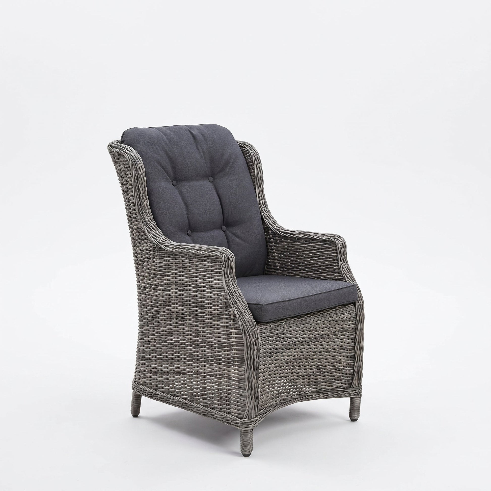 Darwin Tuinstoel | Dining - Kobo Grey in einem stimmungsvollen Garten - Outnest Gartenmöbel