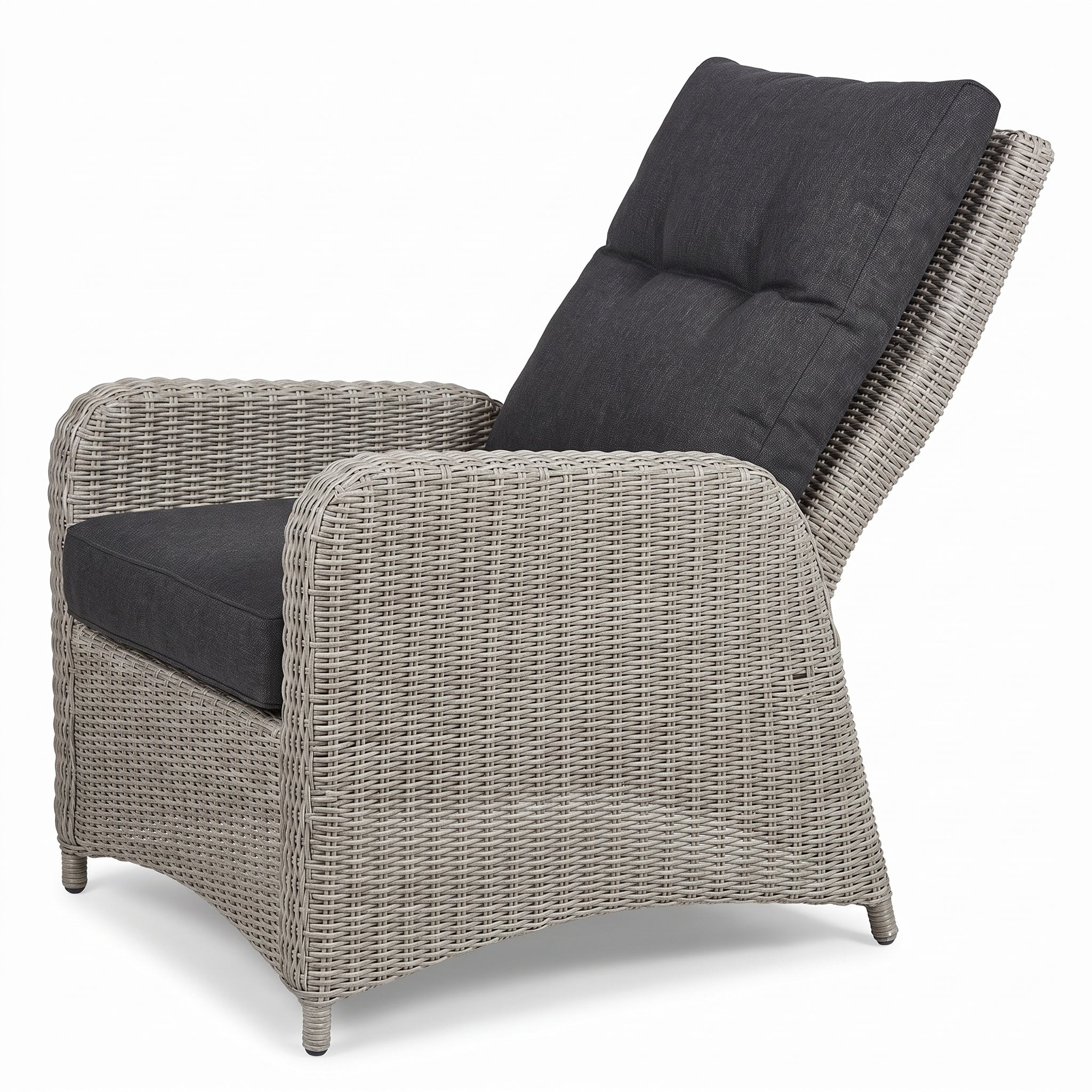 Florida Loungestoel - Light Kobo Grey in einem stimmungsvollen Garten - Outnest Gartenmöbel