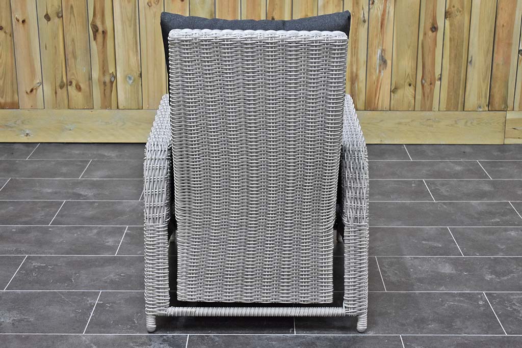 Florida Lounge Tuinstoel Light Kobo Grey wicker close-up