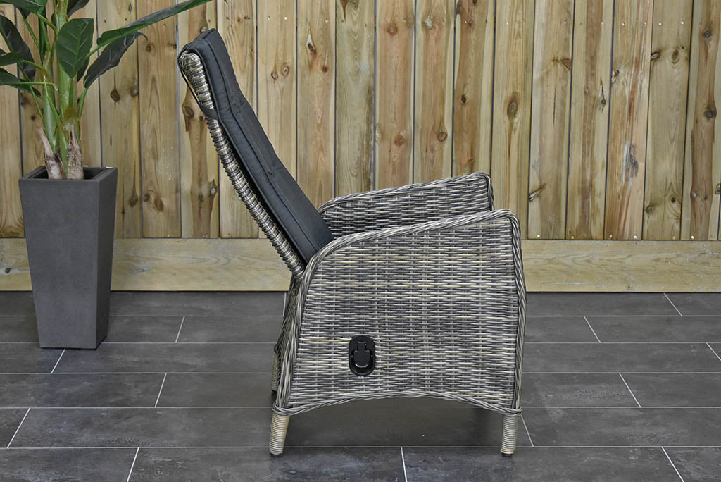Brasil tuinset 4 personen Kansas Kobo Grey sfeerbeeld in tuin