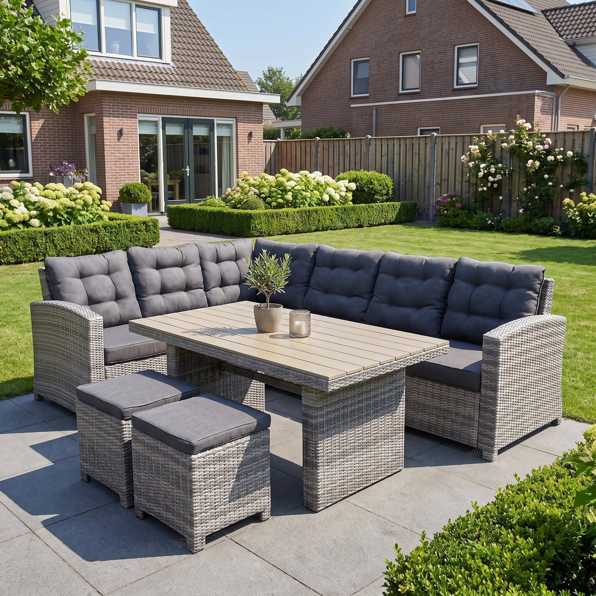 Las Palmas Dining Loungeset - Light Grey / Hoge tafel, polywood / Links in einem stimmungsvollen Garten - Outnest Gartenmöbel