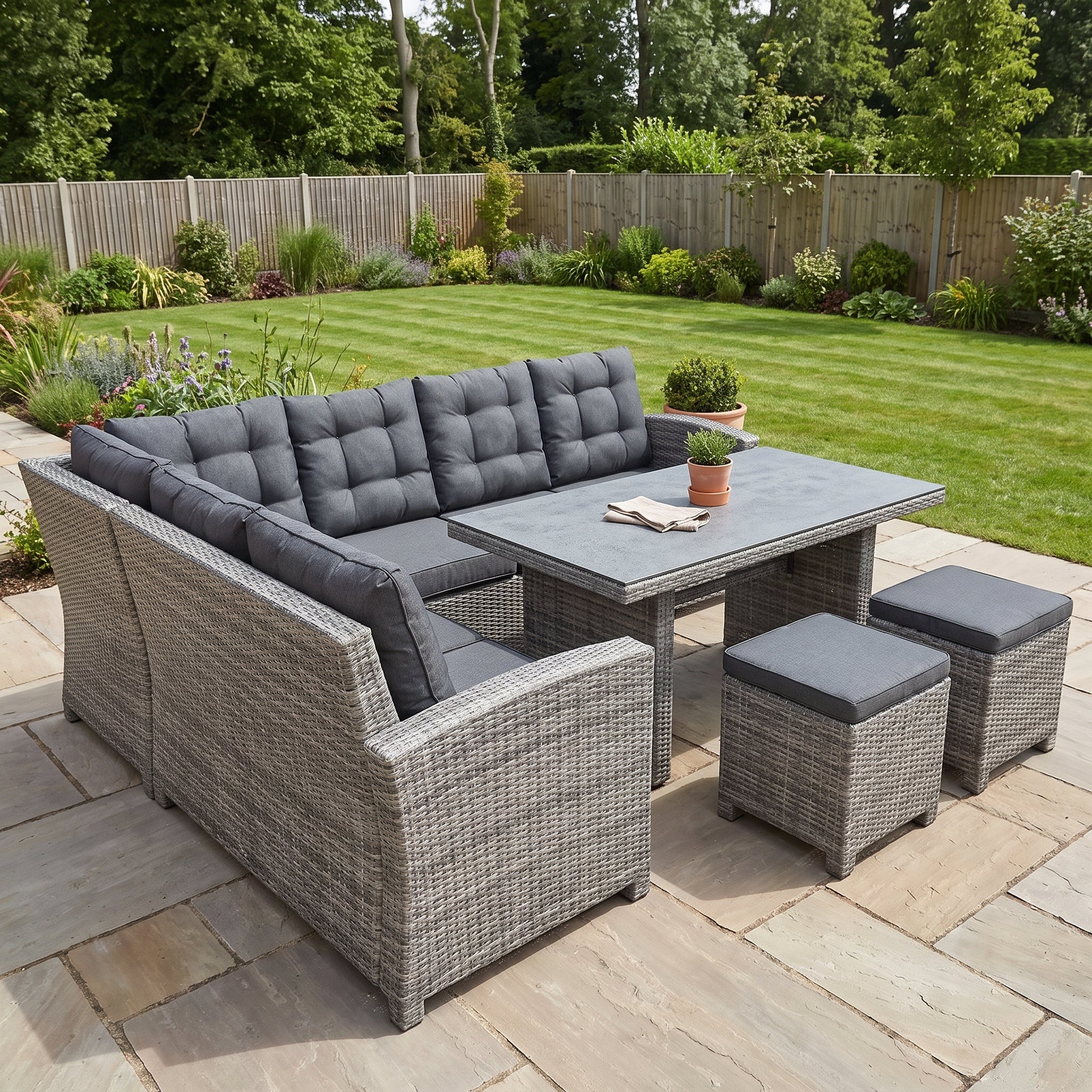 Las Palmas Dining Loungeset - Light Grey / Hoge tafel, spraystone / Links in einem stimmungsvollen Garten - Outnest