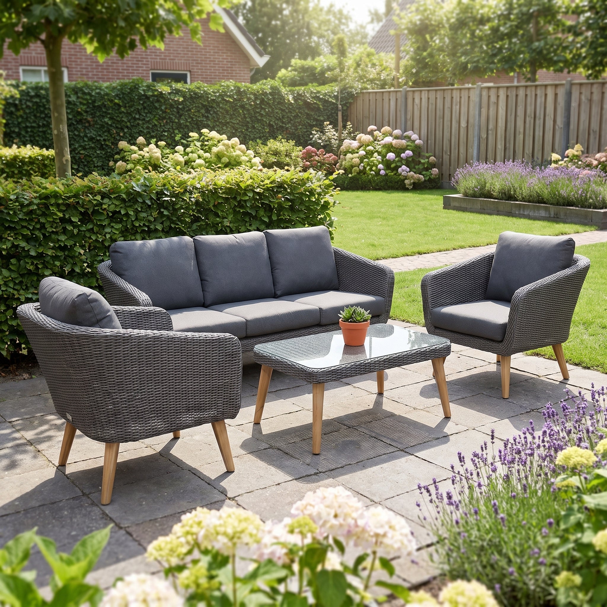 Milano Loungeset 3 zits + 2 stoelen - Anthracite in einem stimmungsvollen Garten - Outnest Gartenmöbel