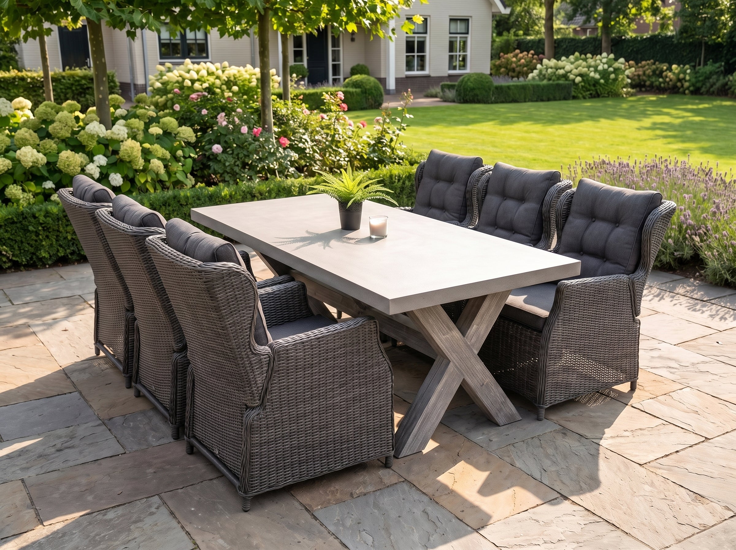 Norwich-Barcelona Verstelbare Tuinset 6 Personen - Polystone, Vintage Antique Grey / Rock Grey in einem stimmungsvollen