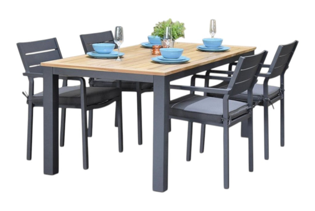 Birmingham-Bolton Tuinset 4 Personen