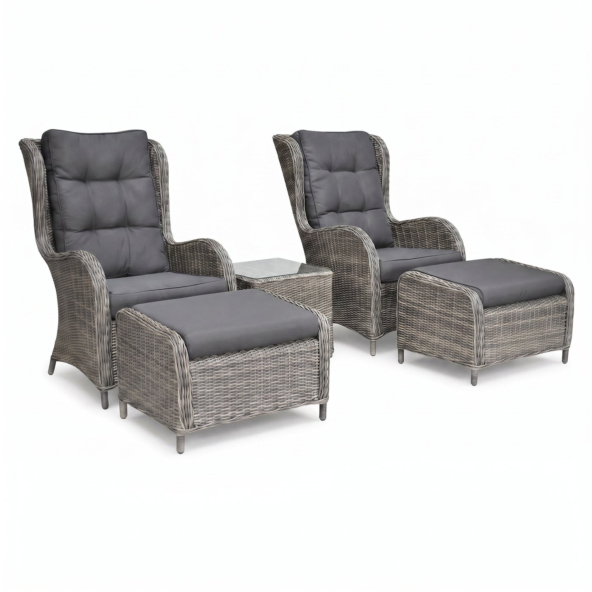Phoenix Loungeset - Kobo Grey in einem stimmungsvollen Garten - Outnest Gartenmöbel