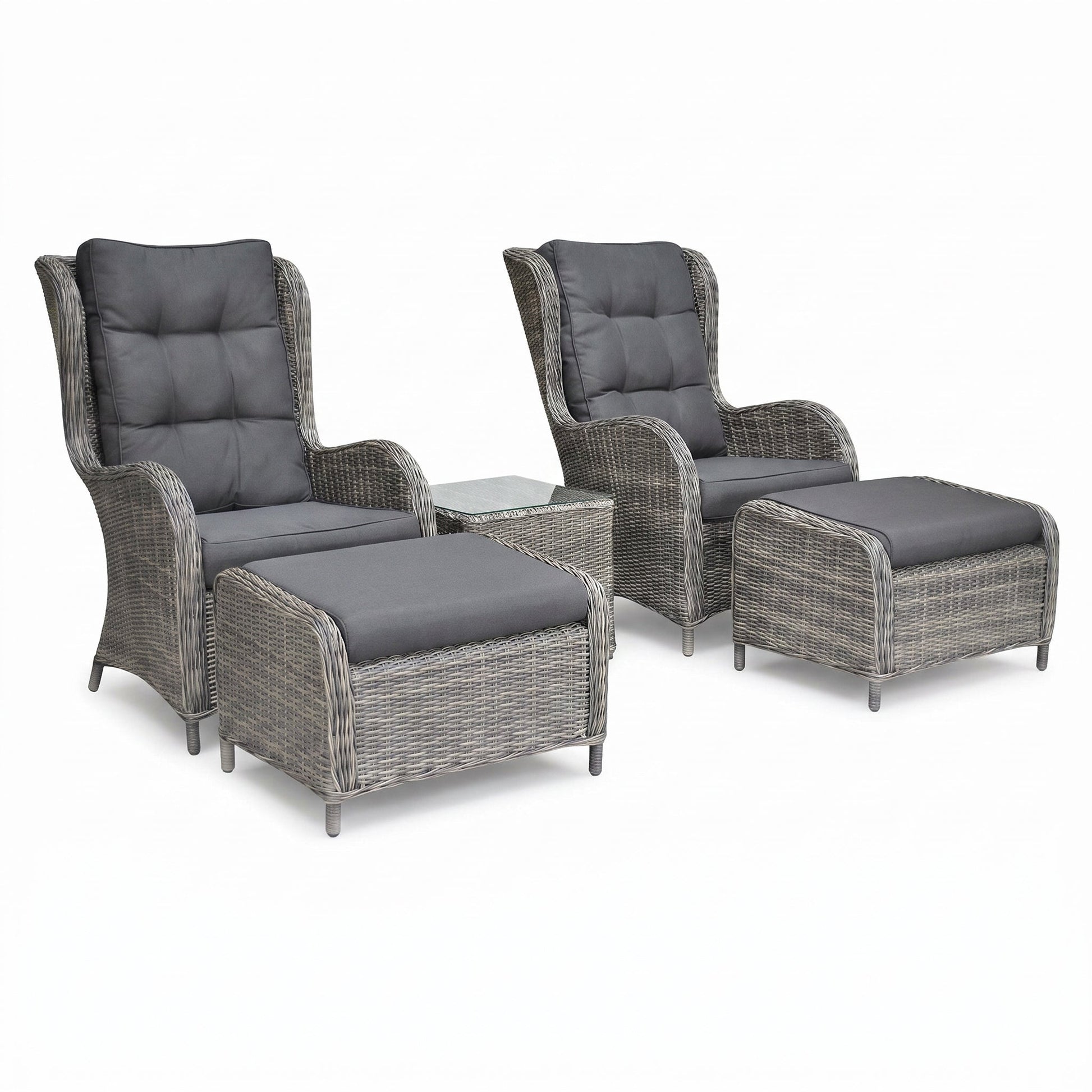 Phoenix Loungeset - Kobo Grey in einem stimmungsvollen Garten - Outnest Gartenmöbel