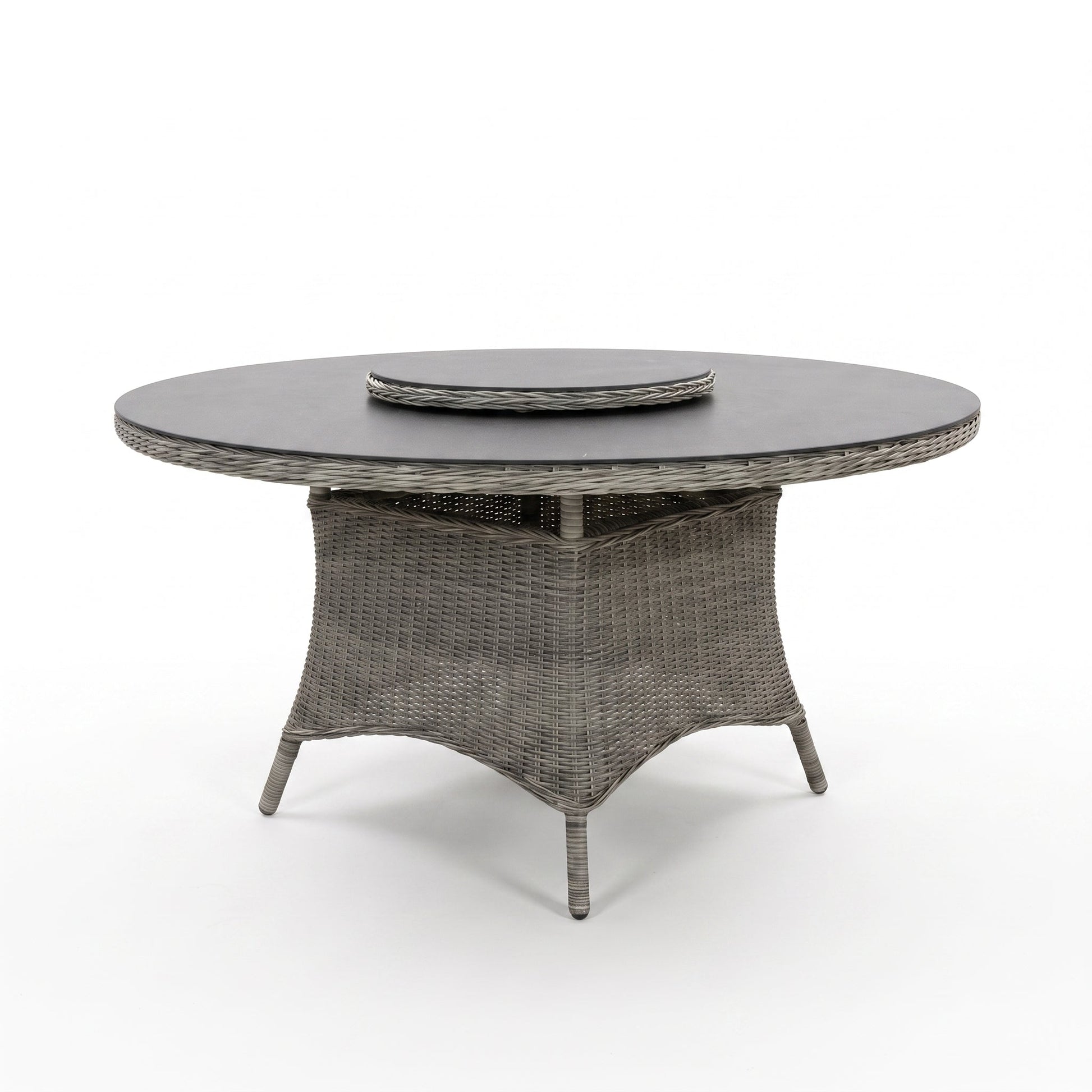 Rio Ronde Tuintafel 150 cm - Spraystone / Light Kobo Grey in einem stimmungsvollen Garten - Outnest Gartenmöbel