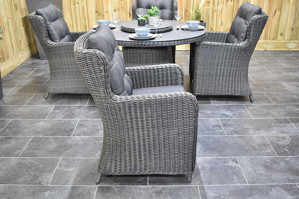 Rio tuinset 4 personen Delano Rock Grey stoel detail