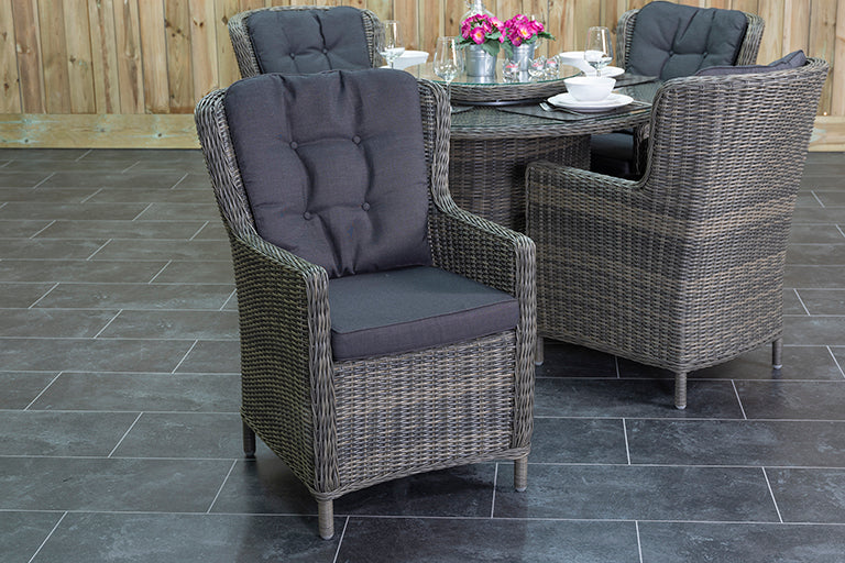 Rio tuinset 4 personen Marina Kobo Grey sfeerbeeld in tuin