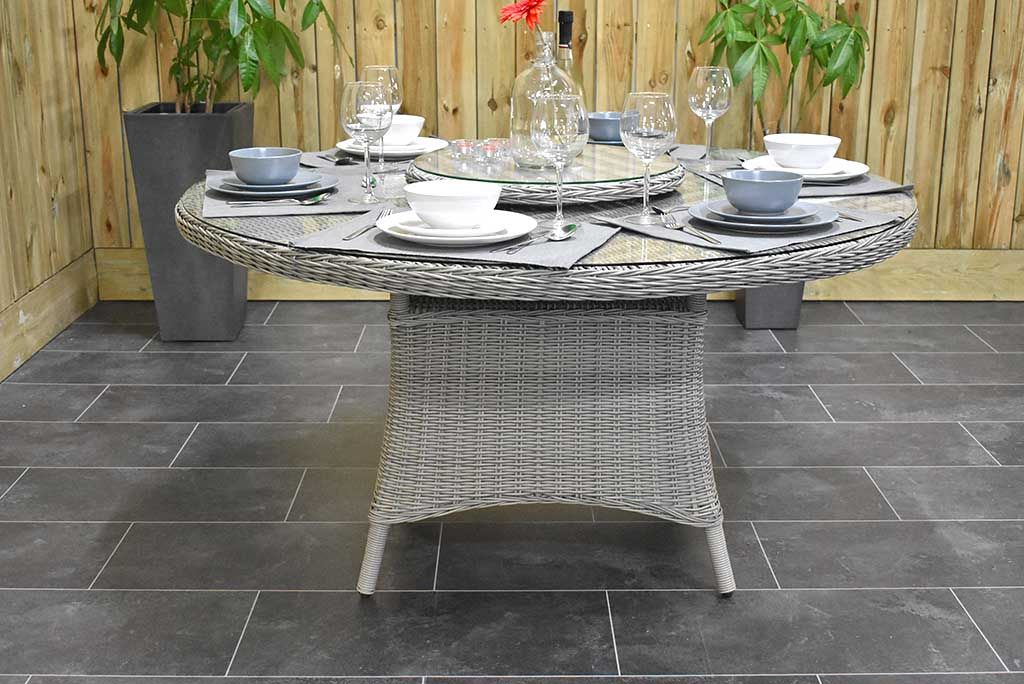 Rio Runder Gartentisch 150 cm – Glas / Hellgrau